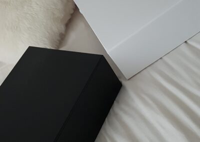 Box aimantée noir ou blanche